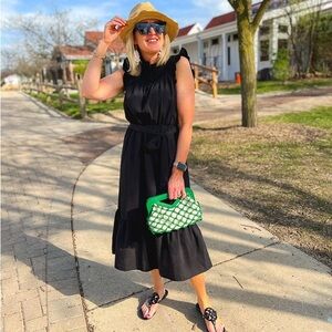 Black Sleeveless Midi Dress